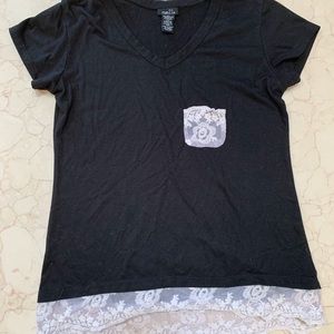 Rue 21 V-Neck T-Shirt